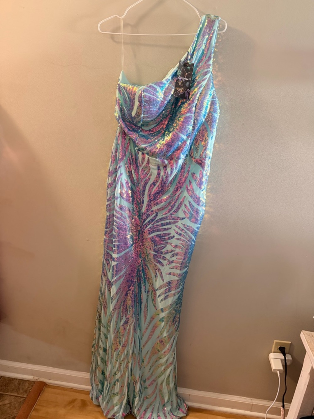 Women’s XL, Giffinsetti, Aqua & purple Iridescent Sequin Prom Dress - Picture 5 of 16